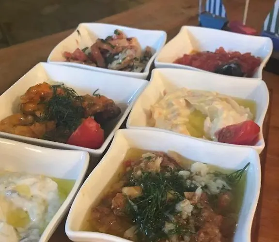 فندق Uzum Tatil Evi 3*