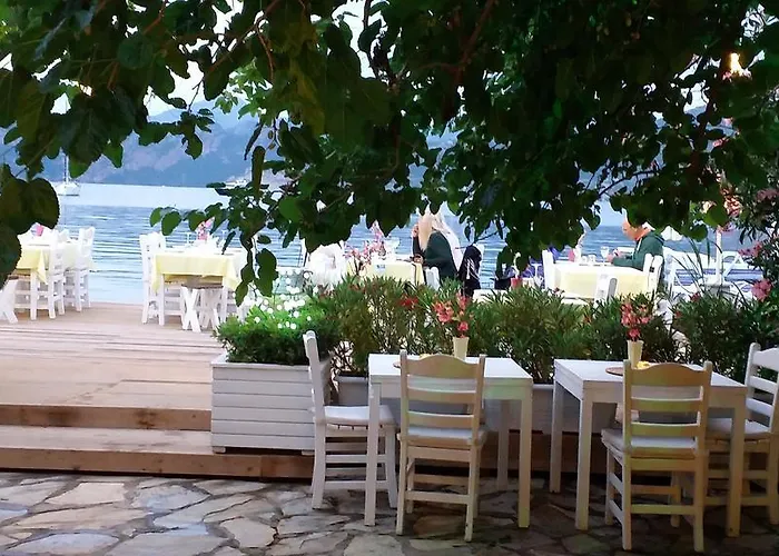 Uzum Tatil Evi Hotell 3*